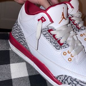 Cardinal red jordan 3